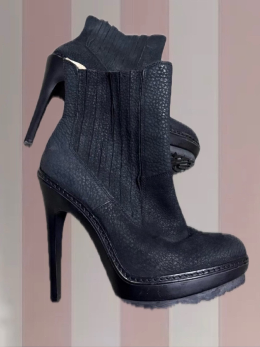 BCBG Vintage Y2K Platform Lug-Sole Bootie Heels